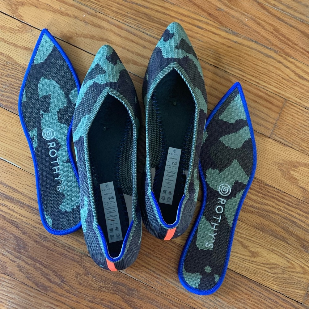 Rothys green camo point 😍